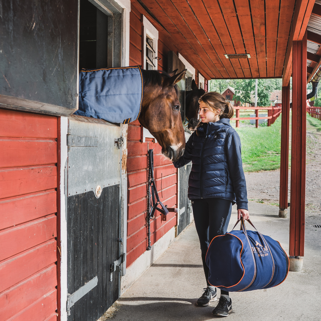 Hyltarp Stable Neck cover 200 g China blue