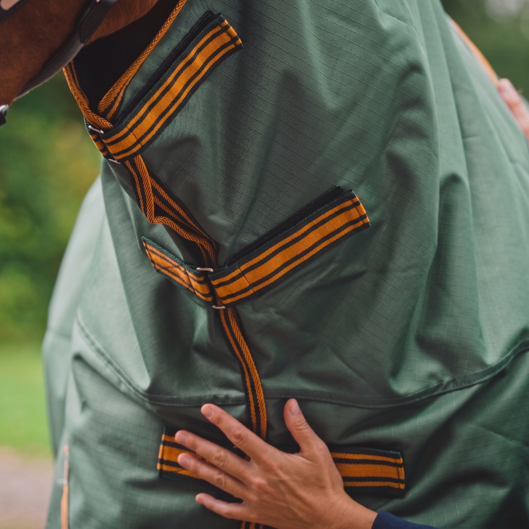 Hyltarp neck cover caisa 250g military green 